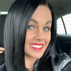 Meet your Posher, Kelli